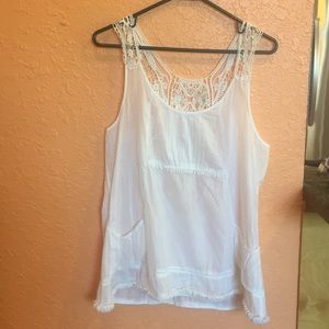 Beautifully Laced sleeveless blouse.